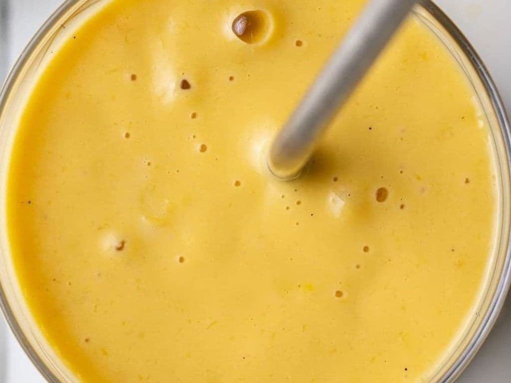 Mango Milkshake / Milk-shake à la Mangue