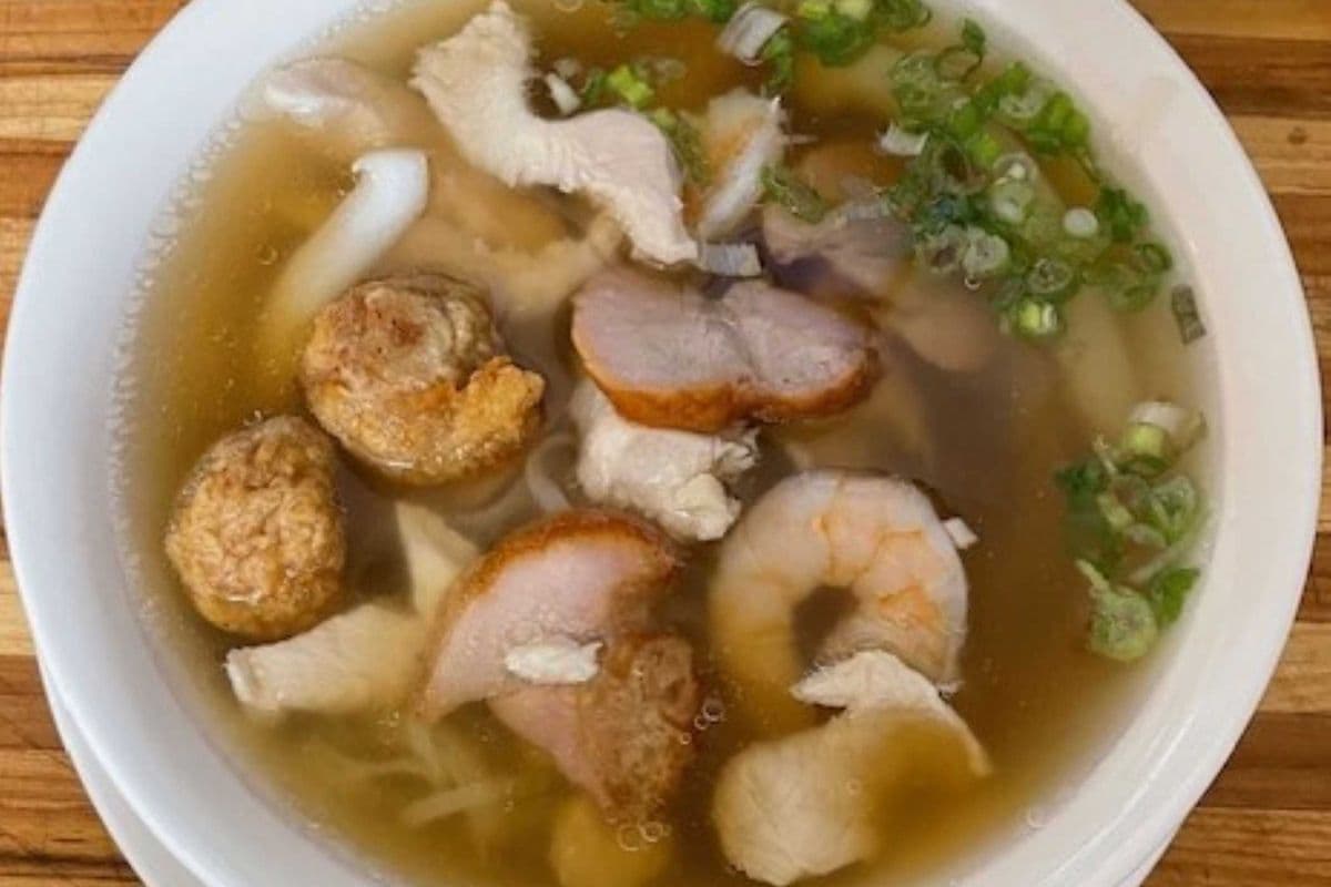 21. Combo Rice Noodle Soup