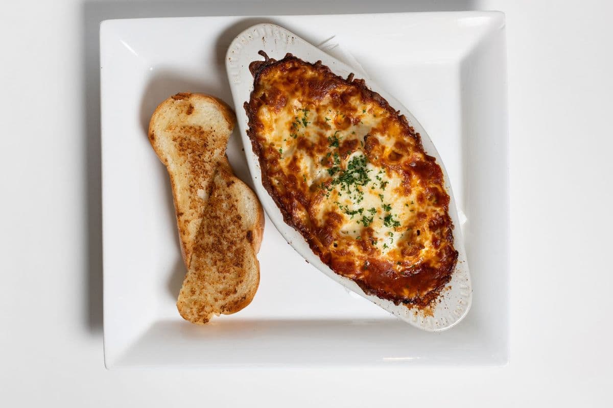 Lasagna with Garlic Bread