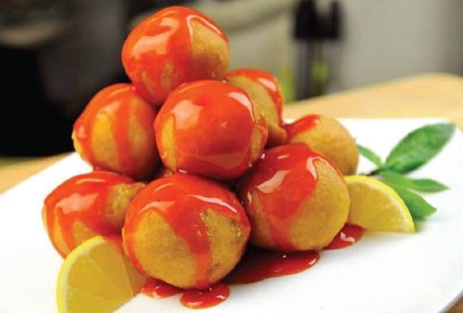 19. Sweet-and-Sour Chicken Balls (12pc)