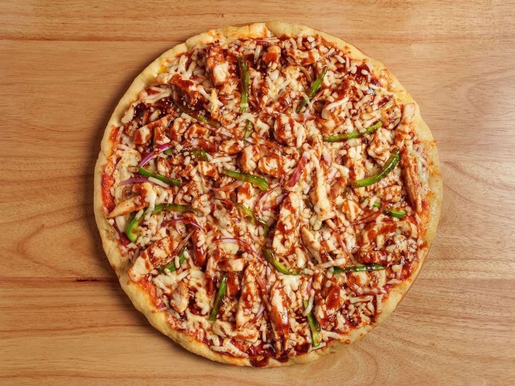 Large BBQ Chicken Pizza