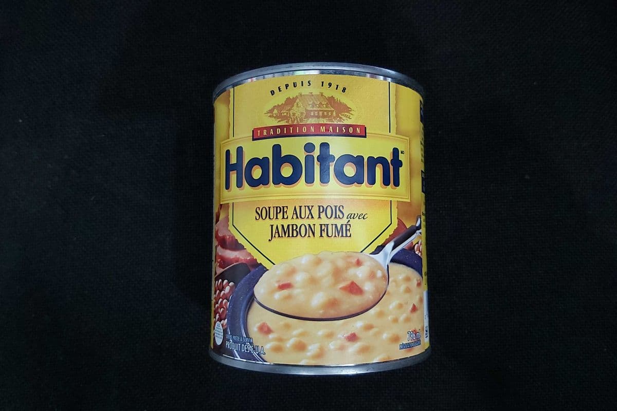 Habitant soupe Aux Pois avec Jambon Fumé / Pea Soup with Smoked Ham