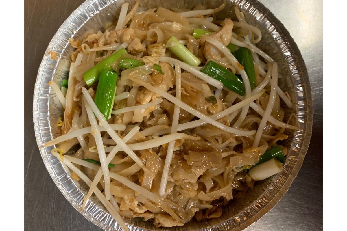 40. Pad Thai