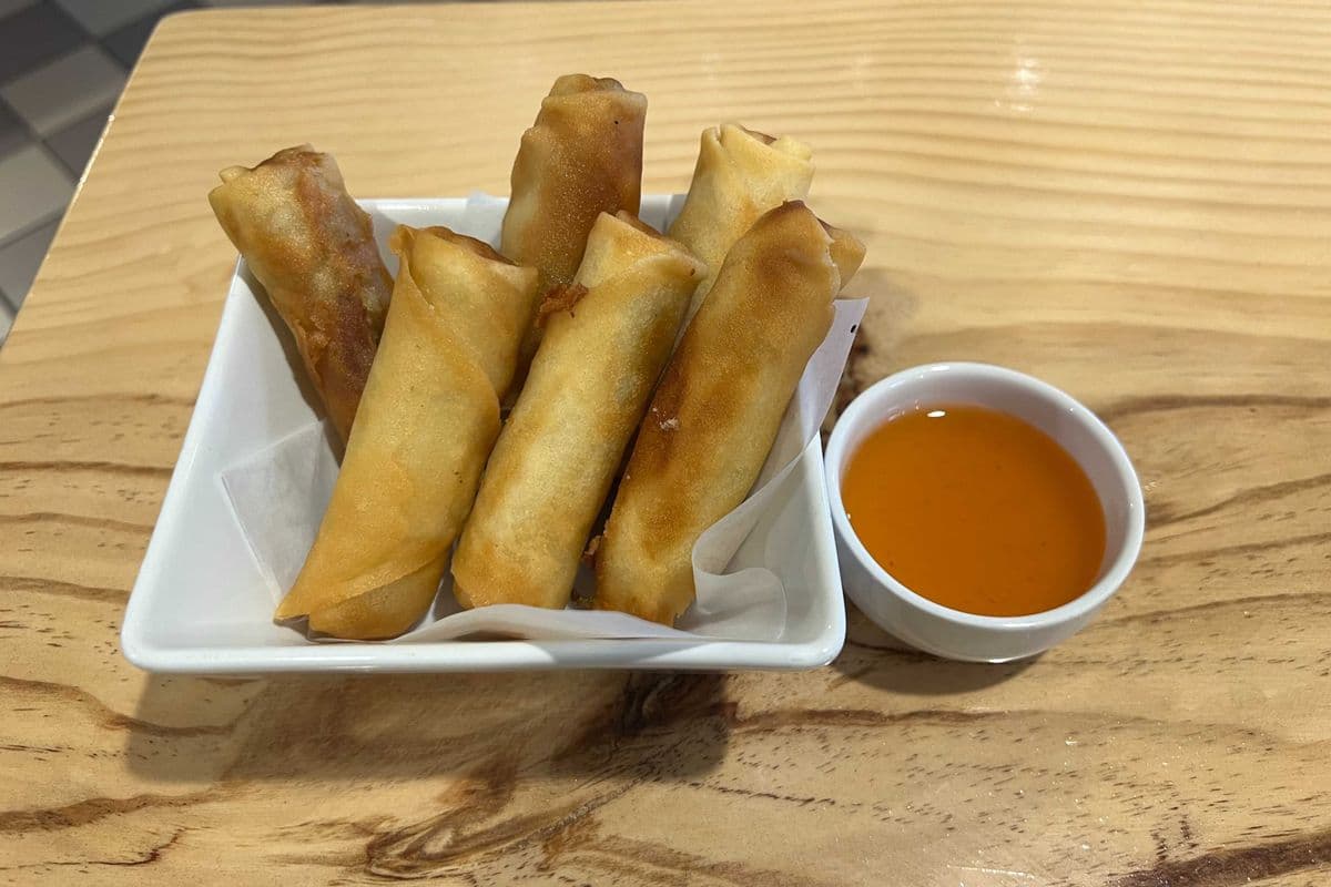 SPRING ROLL (6PCS)