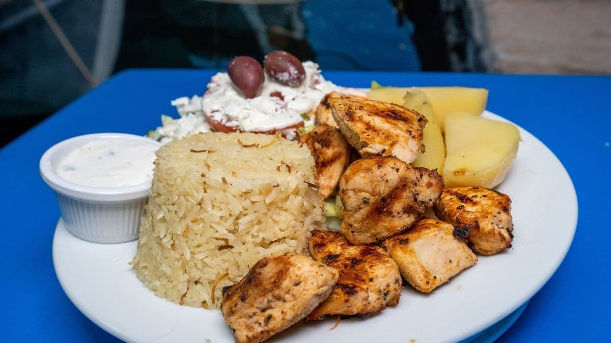 Chicken Souvlaki (2 pcs)