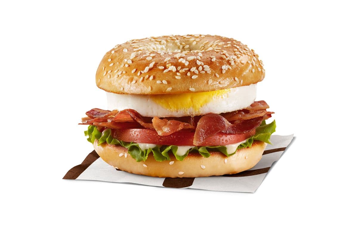 Sesame Egg BLT Bagel [570.0 Cals]