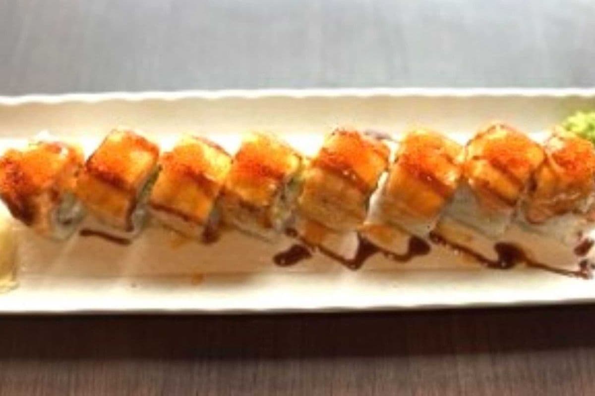 Aburi Salmon Awesome Roll