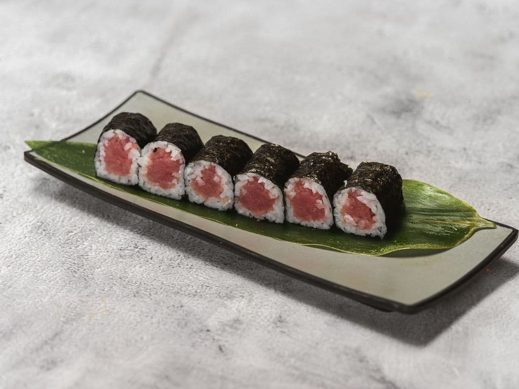 M03 Red Tuna Roll (6pcs)