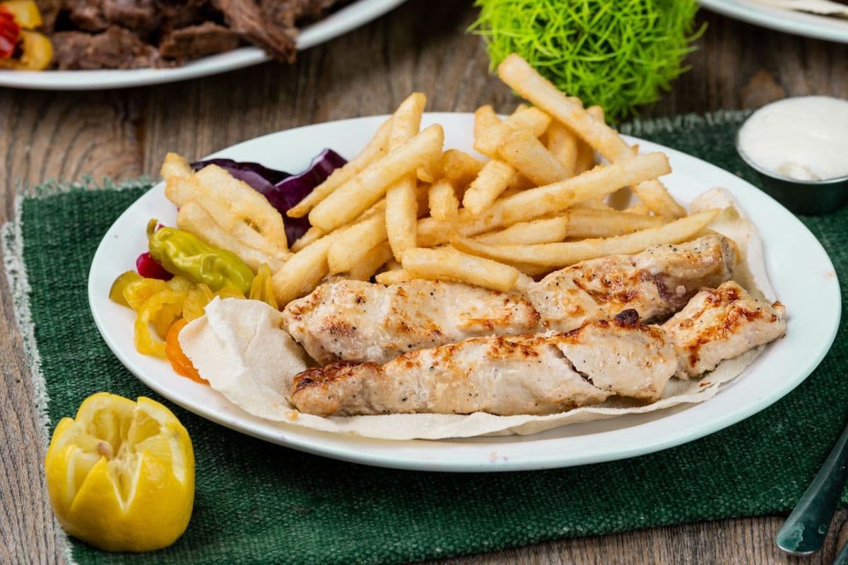 Shish Taouk Plate