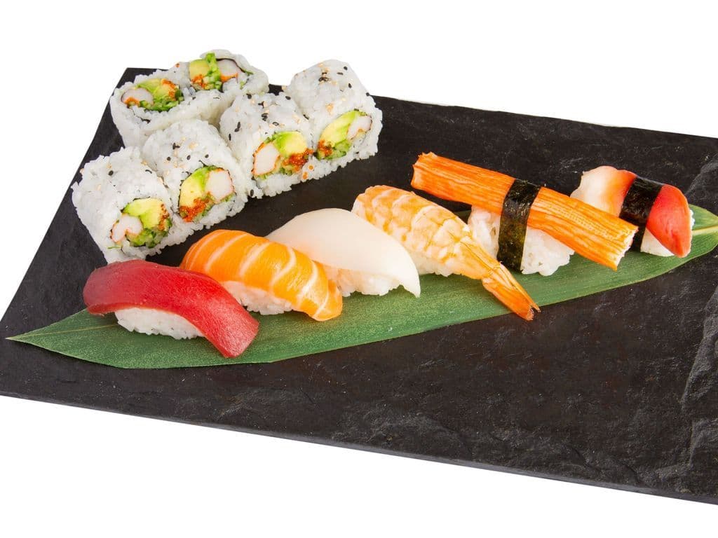 C01 Sushi Set A (12 pcs)