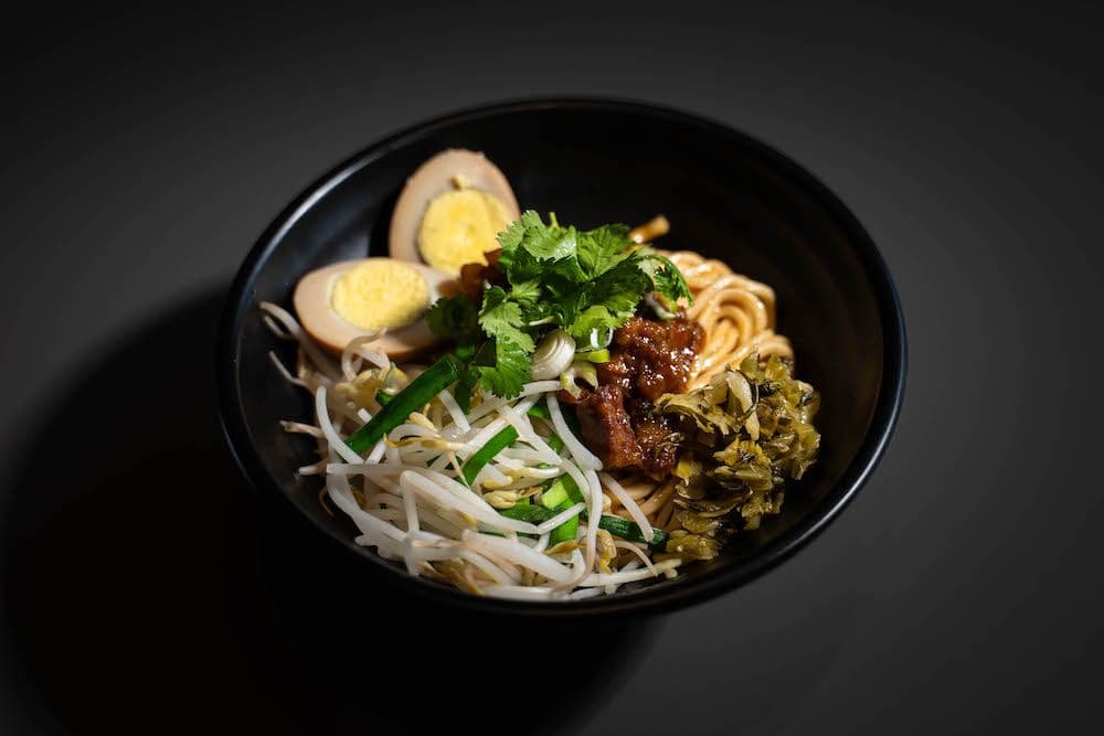 Noodle in House Special Meat Sauce / 古早味乾拌麵(含滷肉汁)
