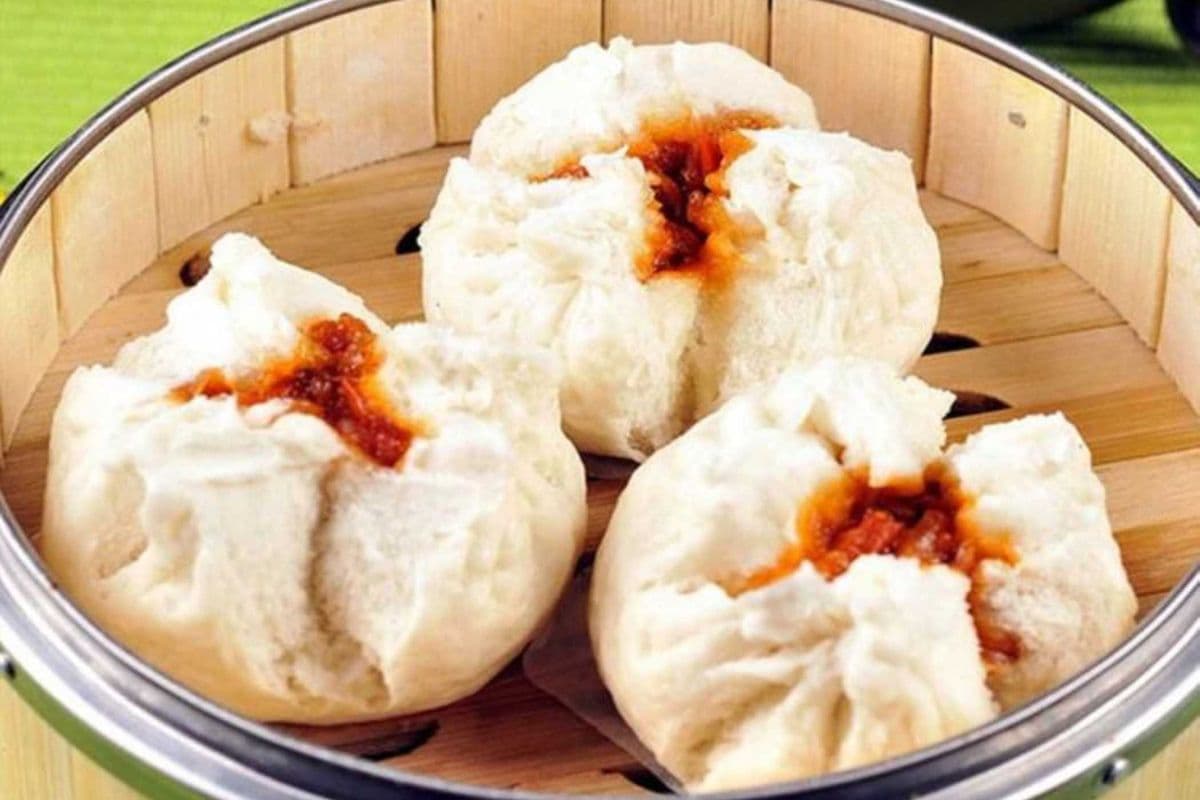 E3. Barbecue Pork Bun(3pcs)