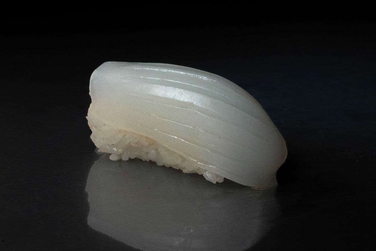 1102. Ika Sushi (2PCS)