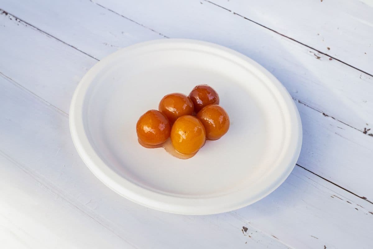 Gulab Jamun (1 pc)