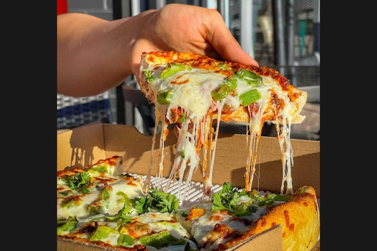 Bandari Pizza (Spicy)