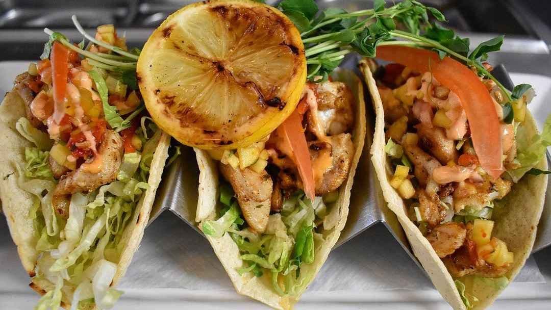 Fish Tacos (3 pcs)