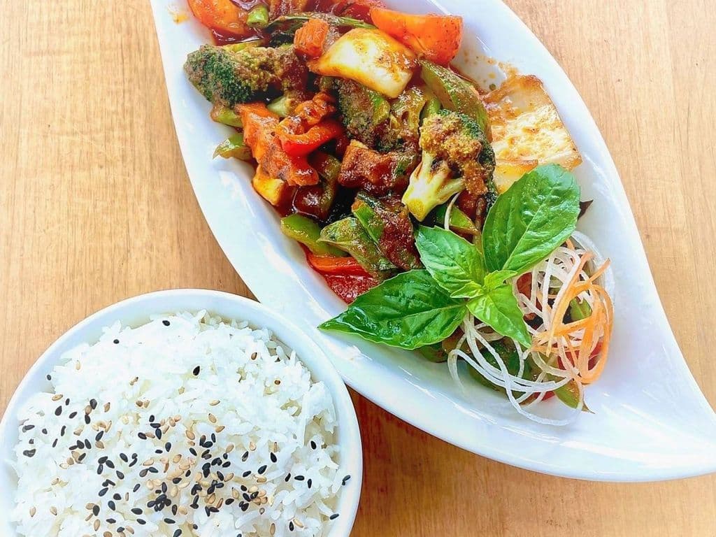 C3 Panang Curry Gaeng w/ Rice