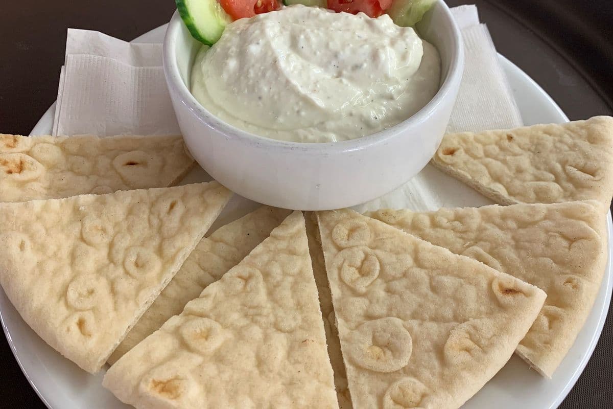 Tzatziki Sauce with Toasted Greek Bread