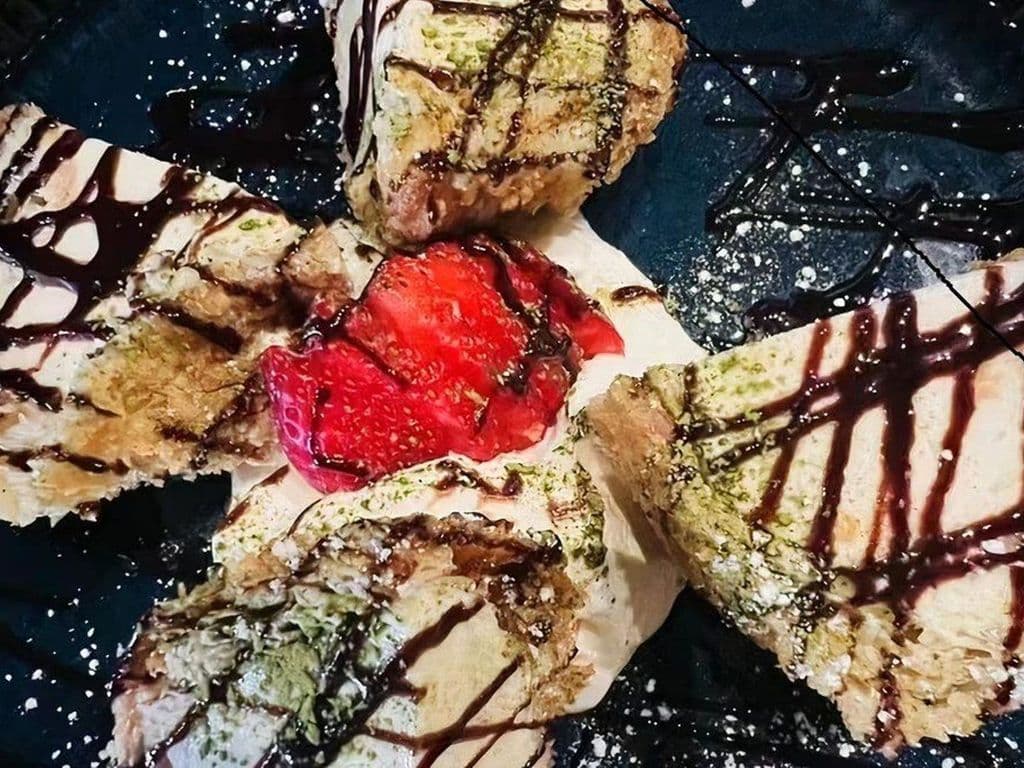 Deep-Fried (Tempura) Ice Cream