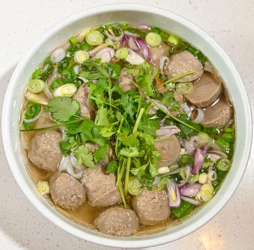 P7. Pho with Beef Balls