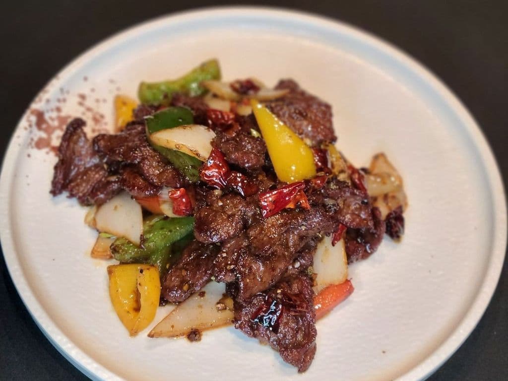 Beef  Szechuan Sauce/D145
