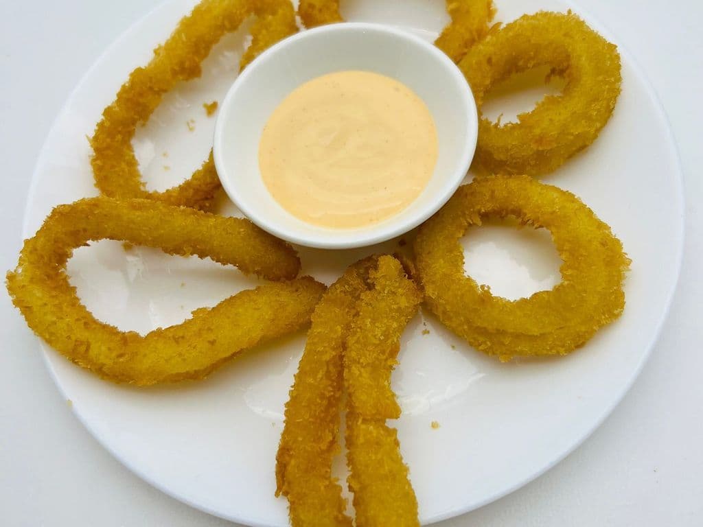 81  OIGNONS FRITS / FRIED ONIONS (6mcx/6pcs)