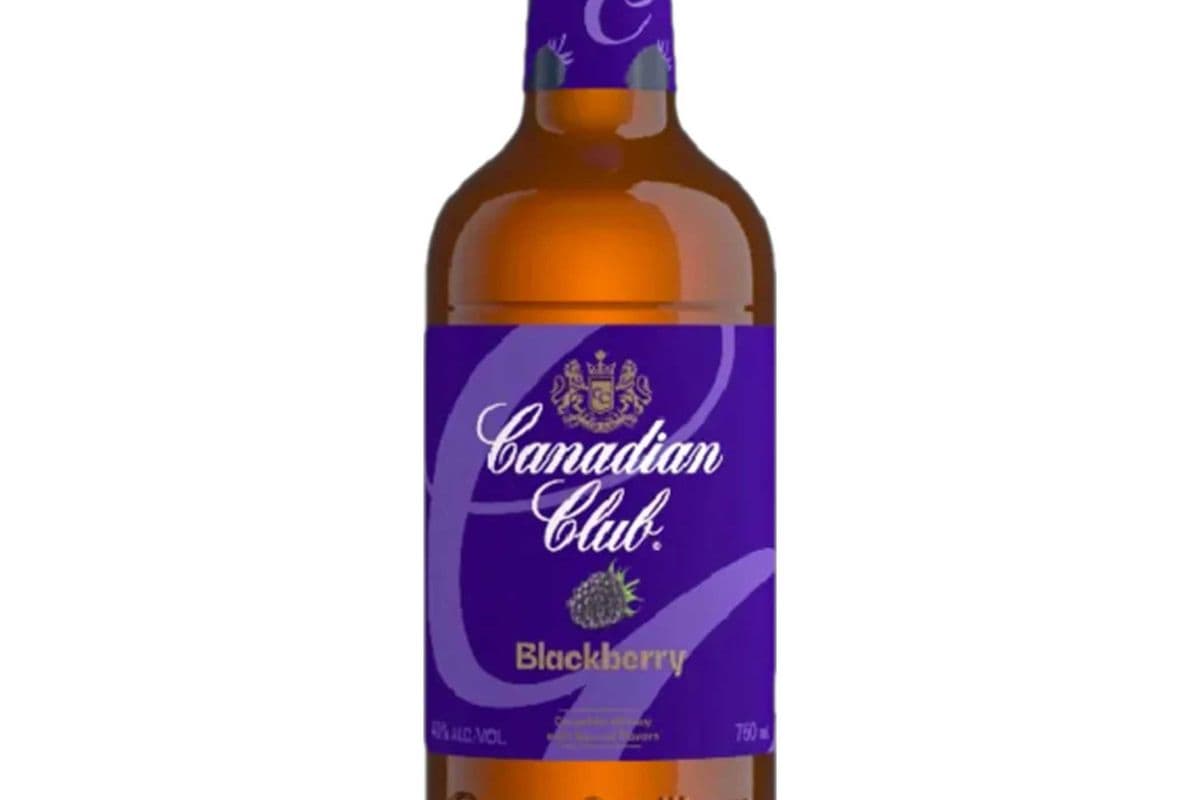 Canadian Club Blackberry Flavoured Whisky 750ml (1 x 750ml)