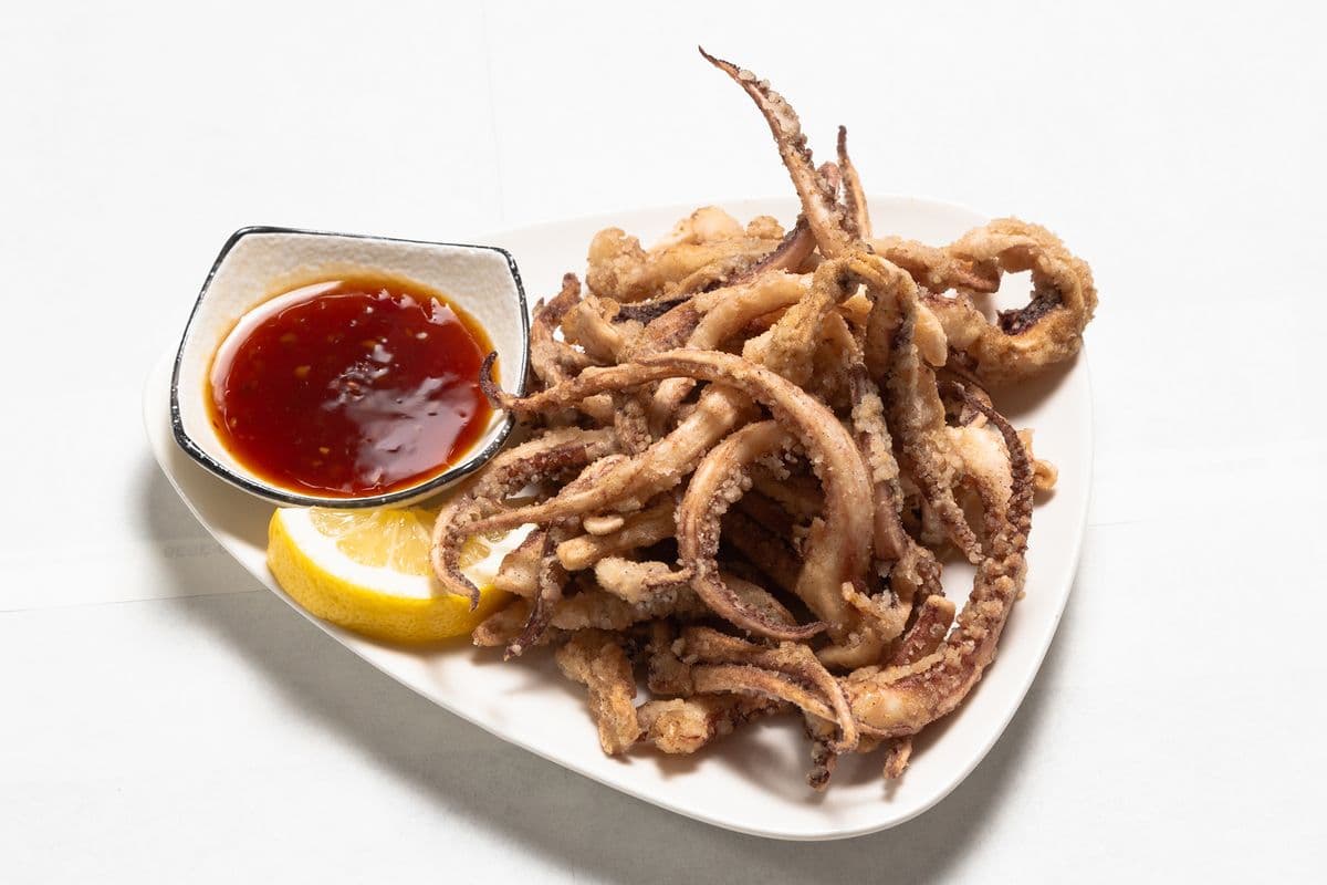 G12. Fried Squid Tentacles 炸龍鬚