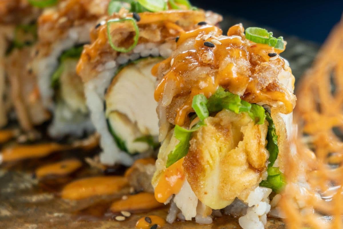 Crispy Chicken Roll (8 pcs)