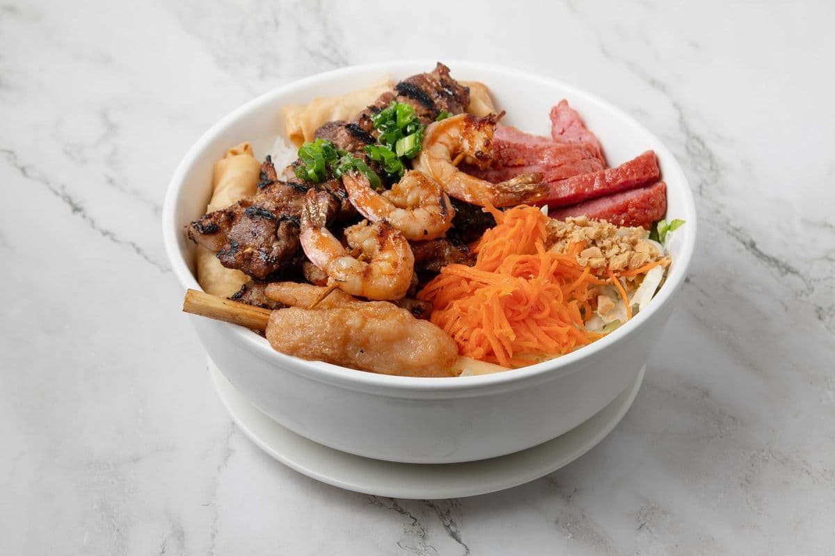 16. DB Special Vermicelli (Superman Shrimp, Beef in Betel Leaf, Pork, Shrimp, Grill Beef, Chicken, and Spring Rolls)