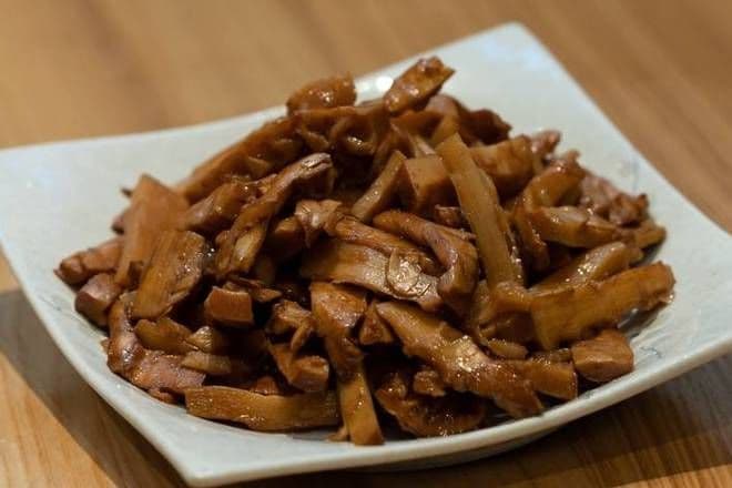 Braised Bamboo Shoots  / 黄焖笋