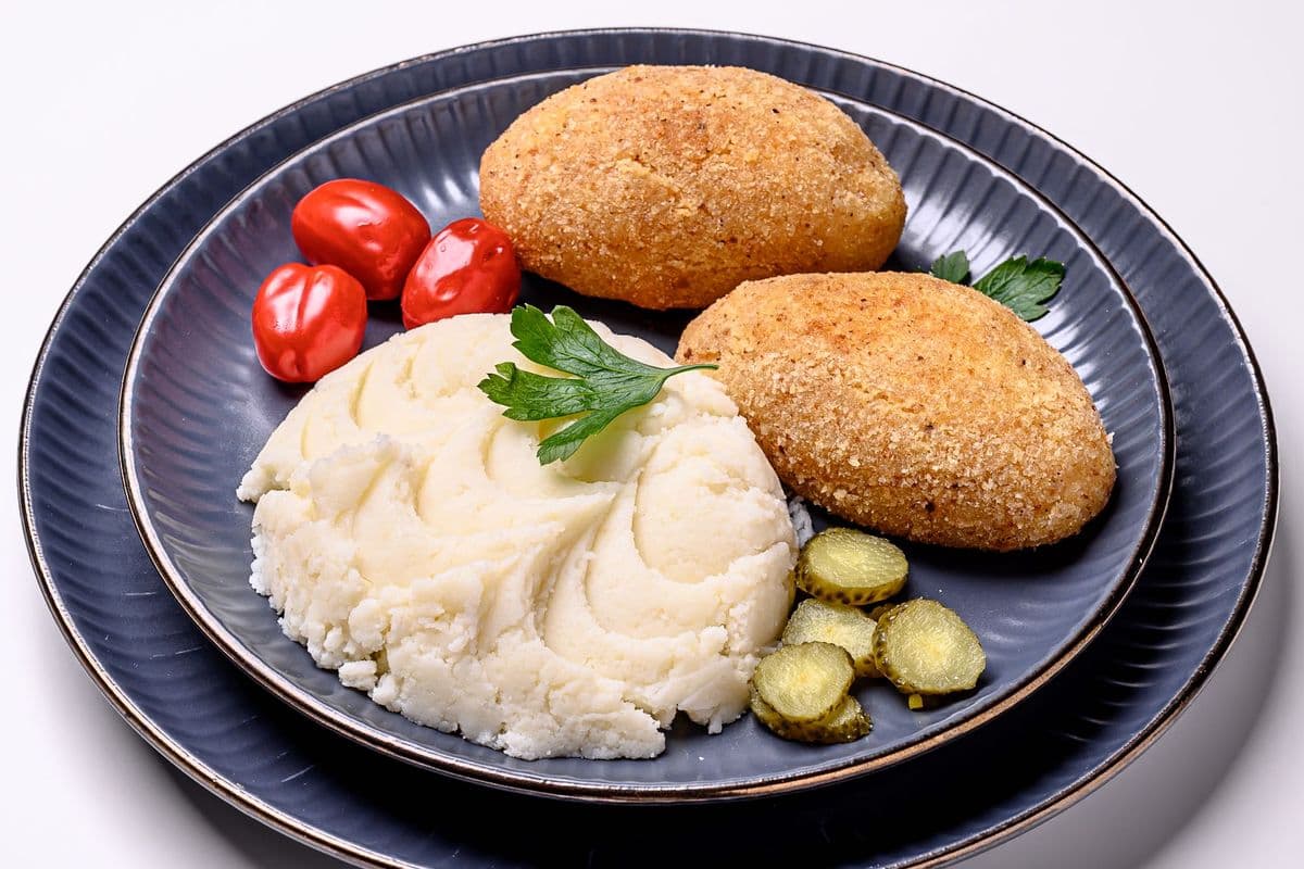 CHICKEN KYIV CUTLET with SIDE DISH (2 pcs + Side Dish)