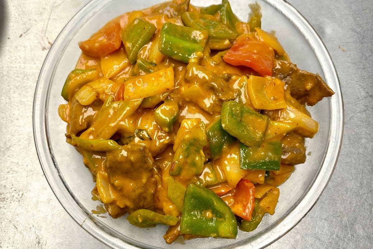 B10. Boeuf de style Thaï / Thai-Style Beef