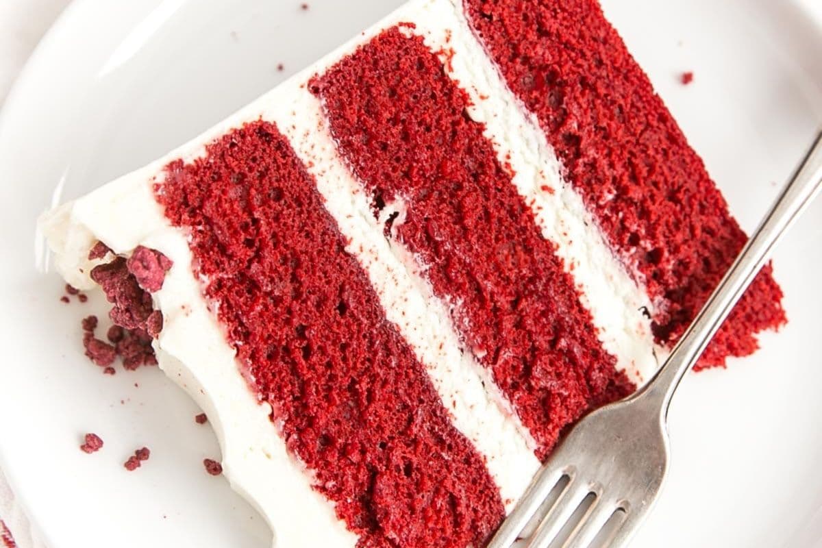 Red Velvet Cheesecake