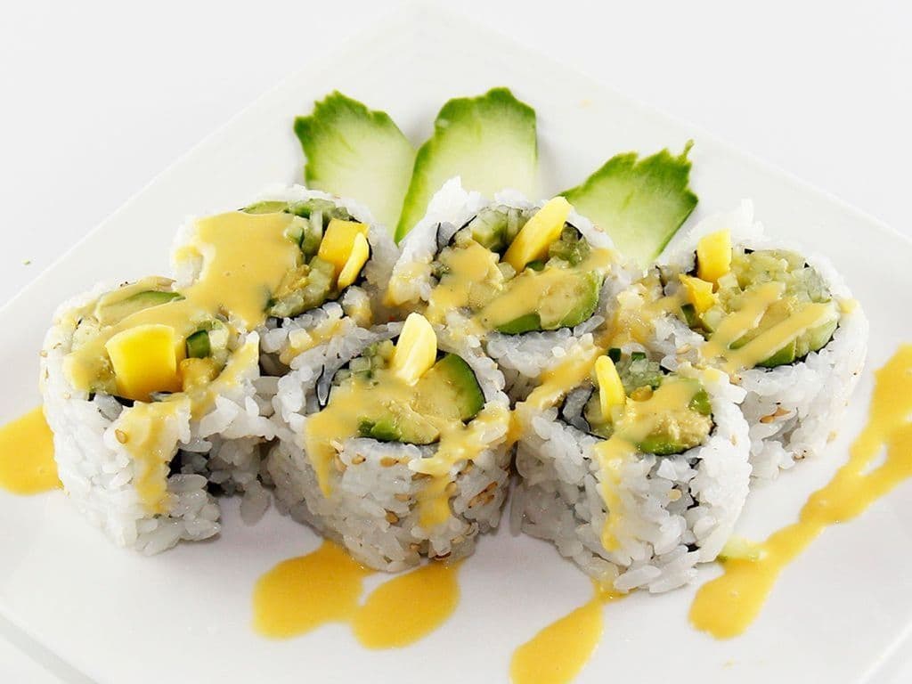 Mango Roll (8pcs)