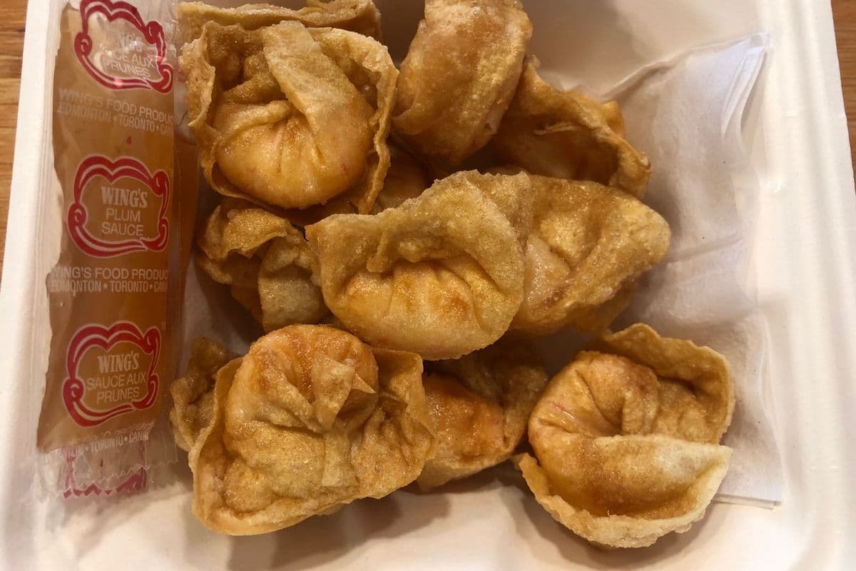 9. Deep-Fried Cheese Wonton (12 pcs)