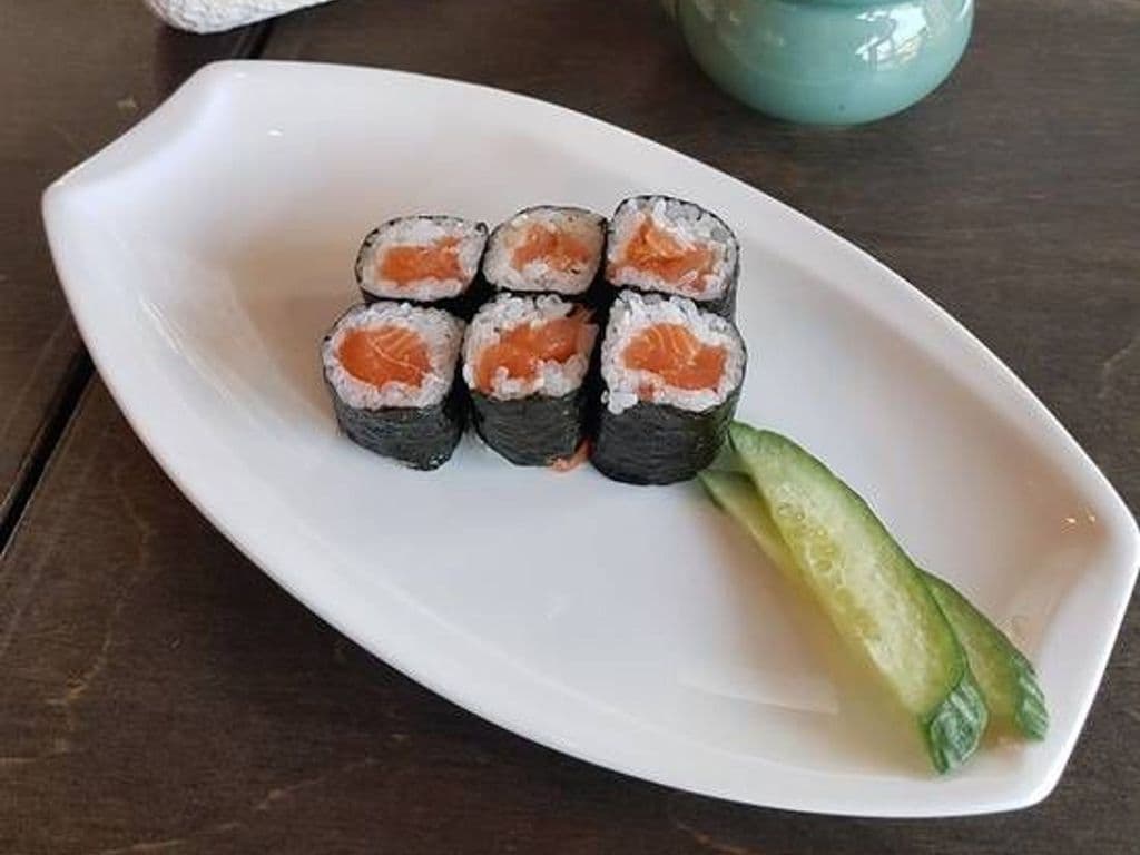 Salmon Maki