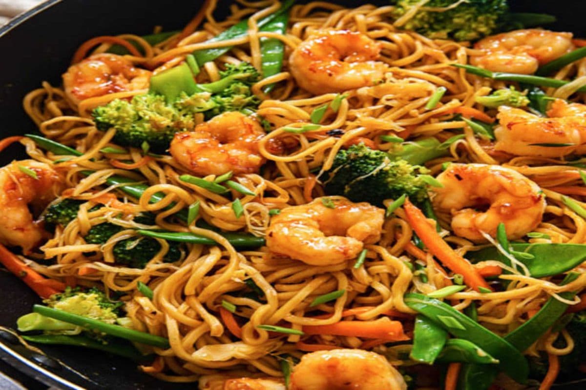 107. Jumbo Shrimp Chow Mein