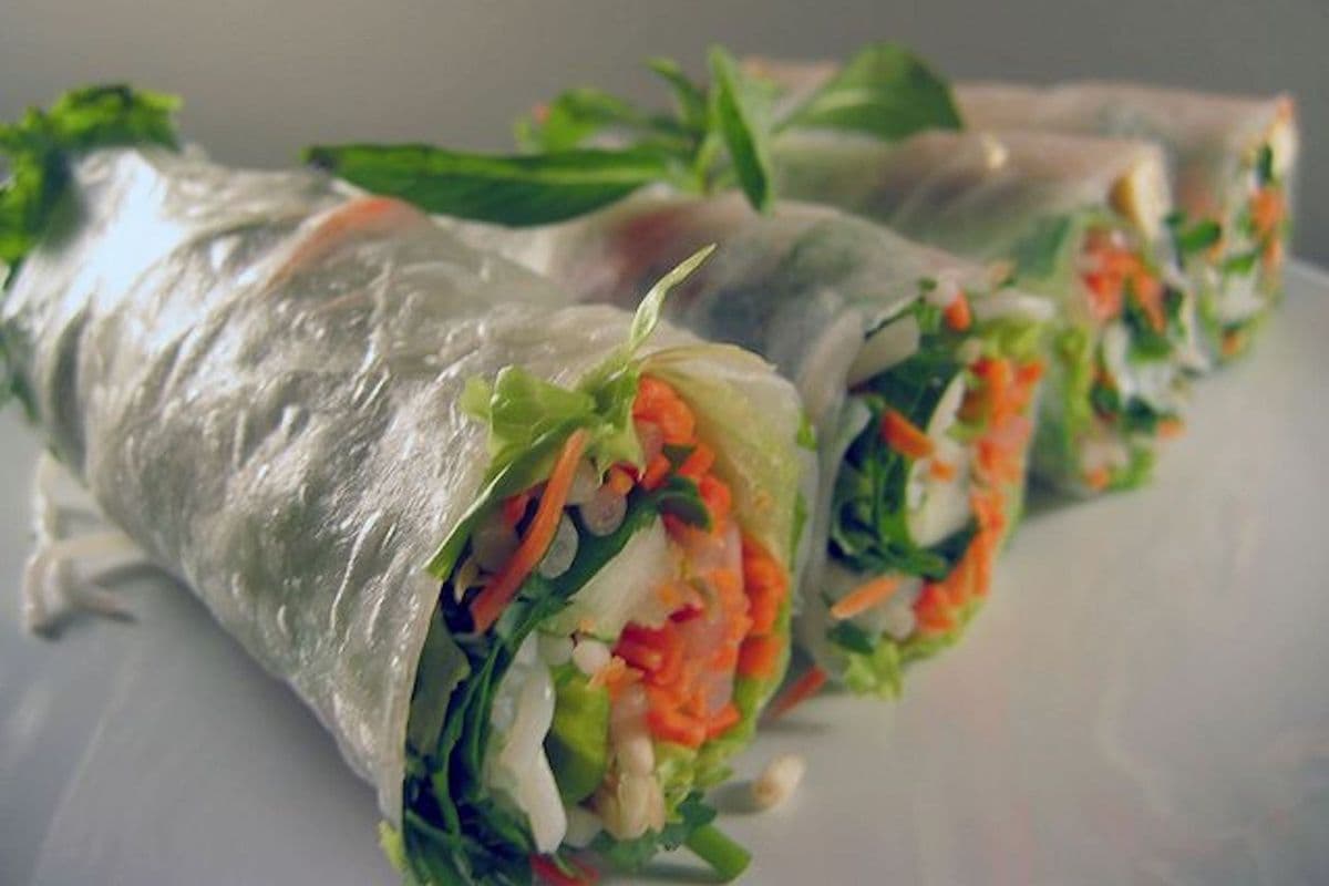 Salad Rolls (Vegetarian)(4 pcs)