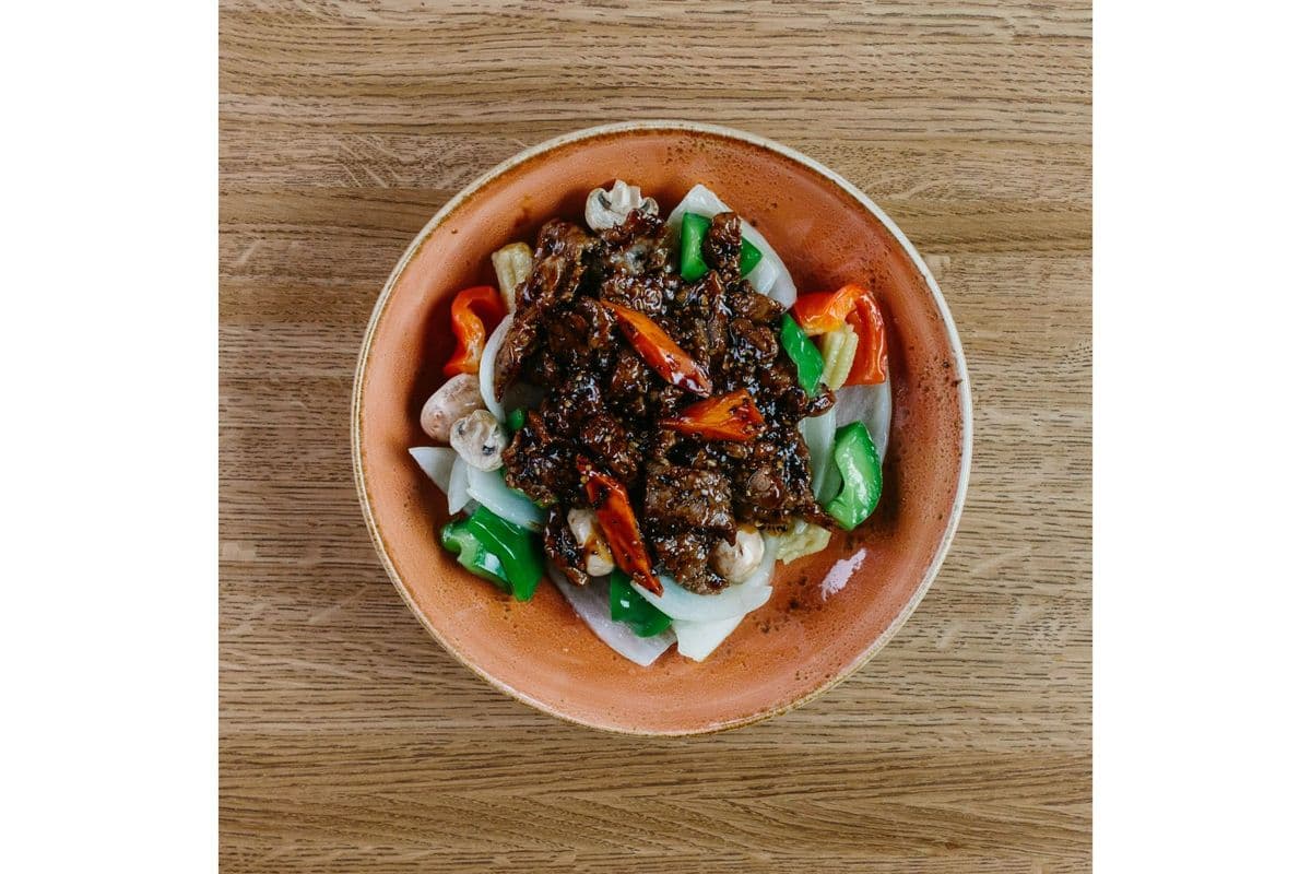 Singapore Black Pepper and Garlic Beef