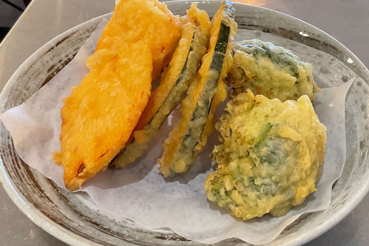 Vegetable Tempura (6 pcs)