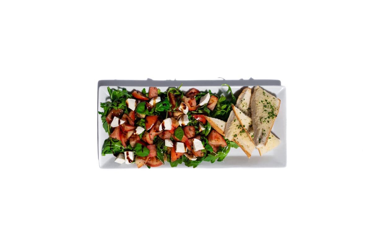 Arugula Caprese Salad