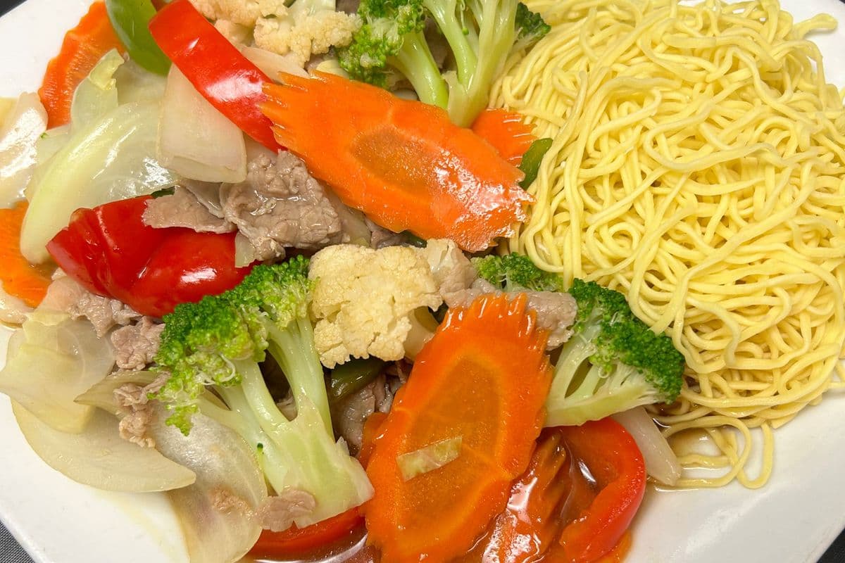 75. Season Mixed Vegetables Stir Fry with Noodles