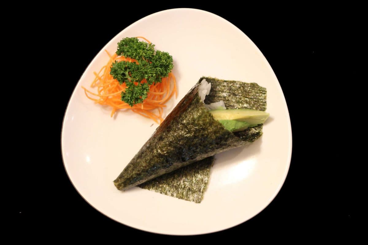 11. Avocado Hand Roll (1 pc)