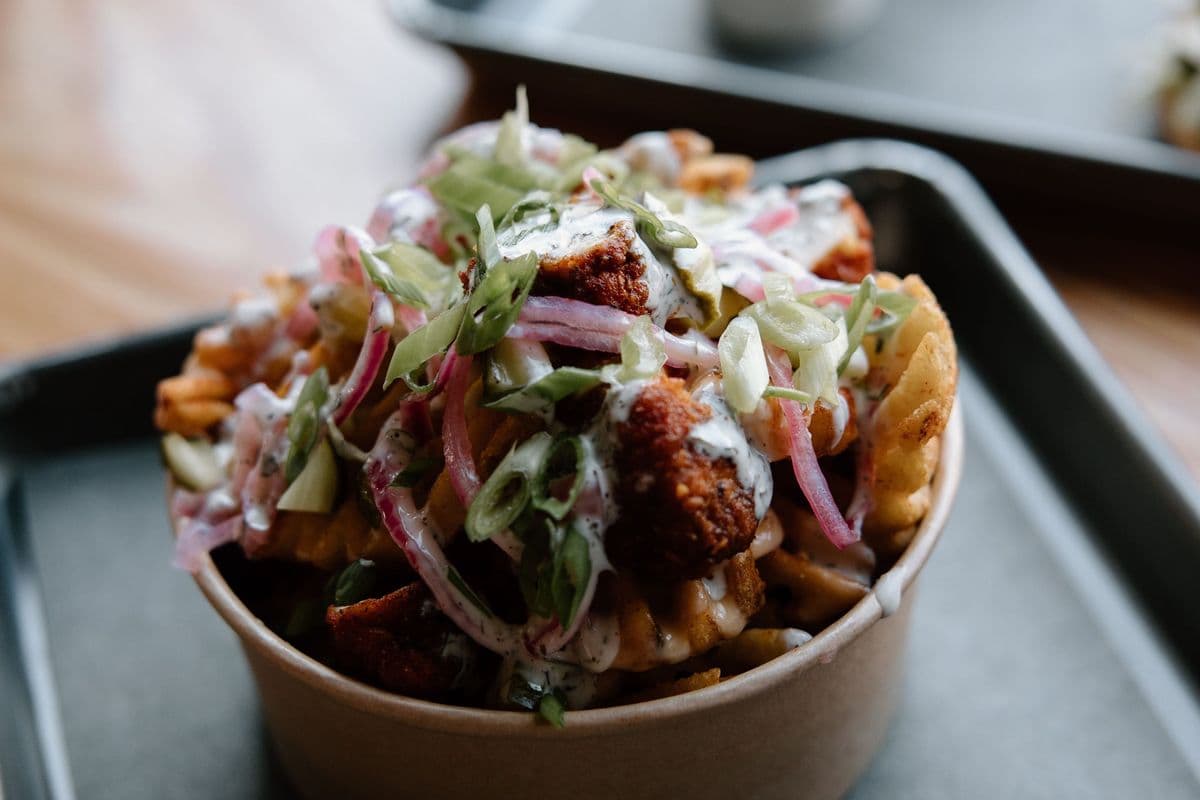 HOT CHKN WFFL FRIES *Feature FRIES*