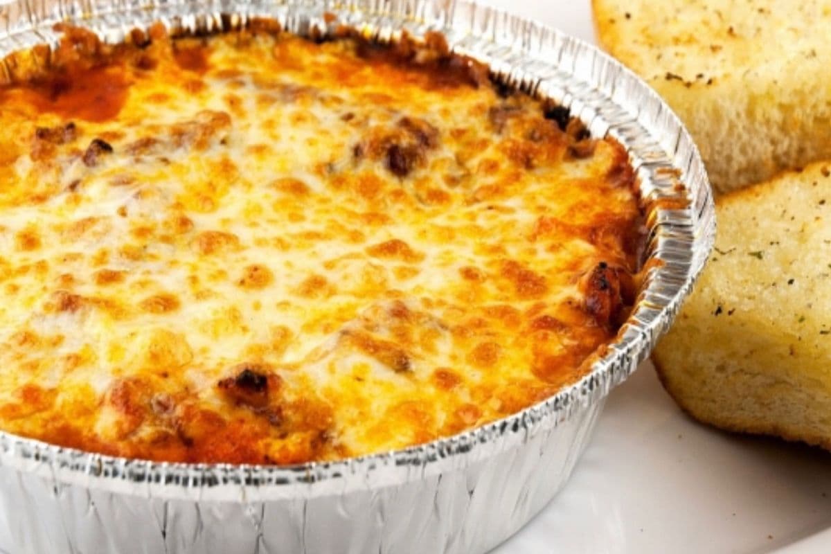 Two Baked Pastas with Cheese