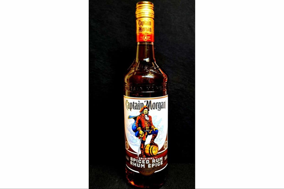 Captain Morgan's Spiced (750 ml) (1 x 750ml)