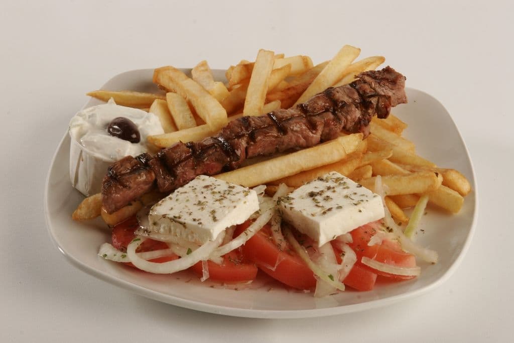 Assiette souvlaki au porc / Pork Souvlaki Plate