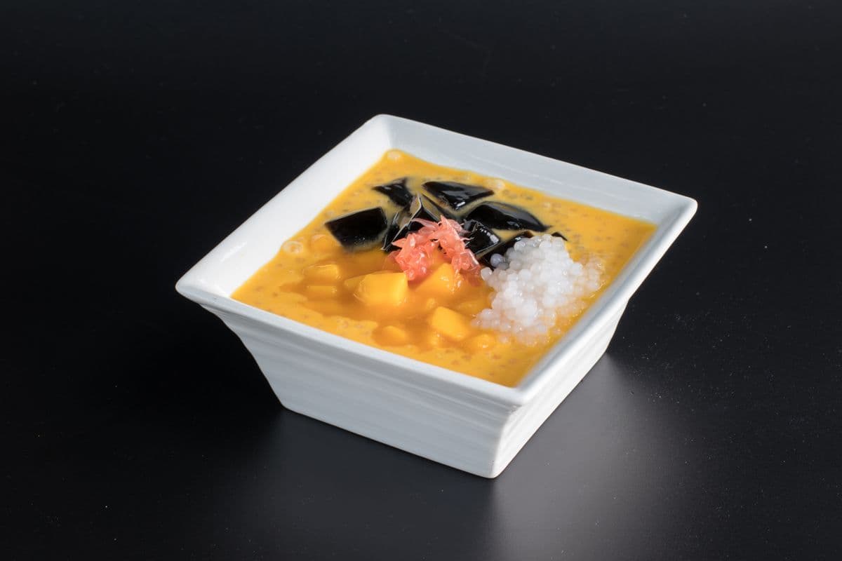 G3. Black Grass Jelly with Golden Sago Mixed 楊枝甘露仙草