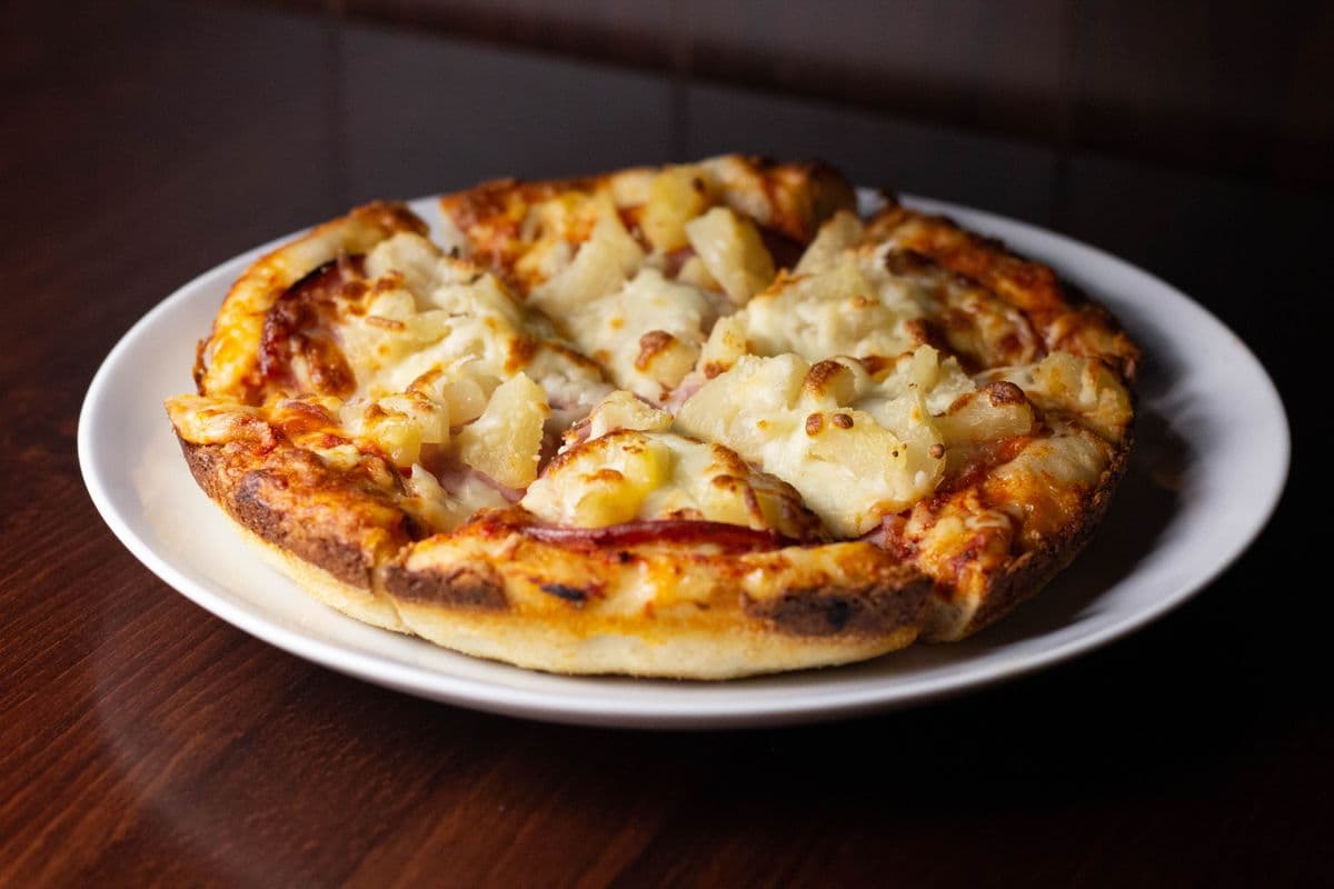 12" Large Hawaiian Pizza